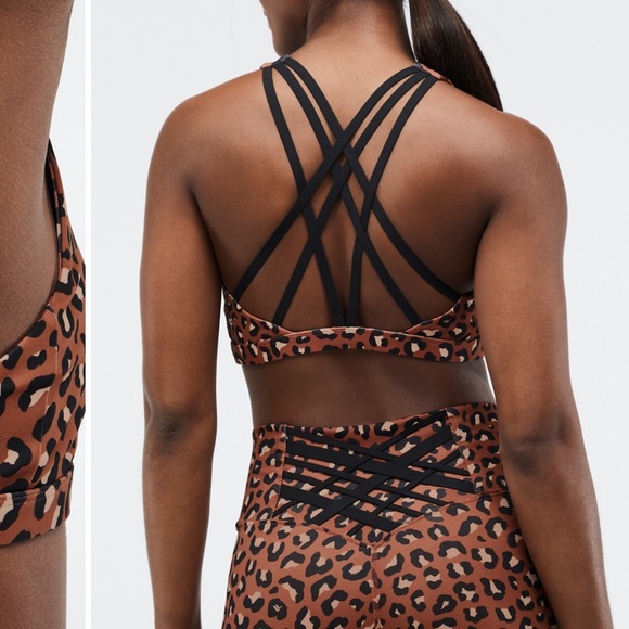 ✨ Fabletics Leopard Matching Workout Set - Picture 5 of 12